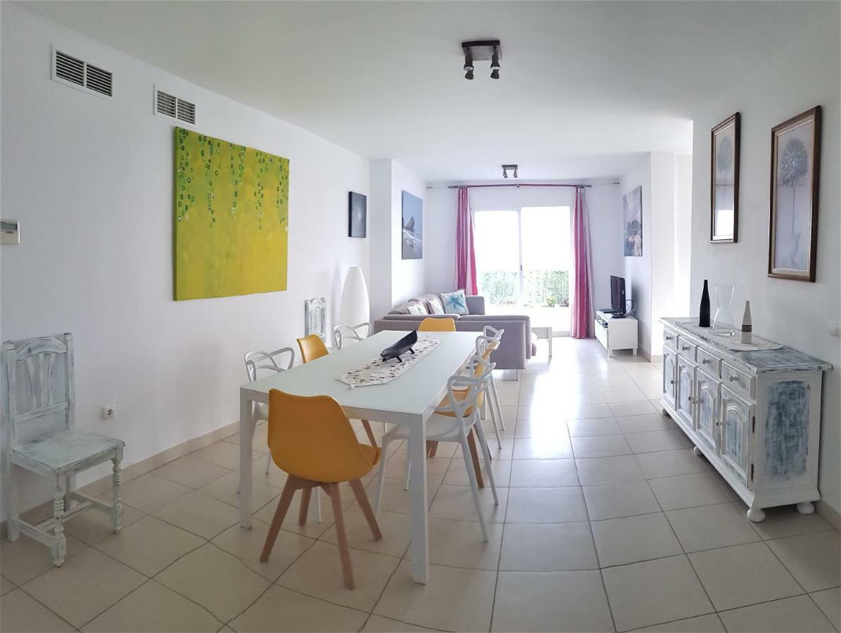 Apartamento Familiar モハカル エクステリア 写真